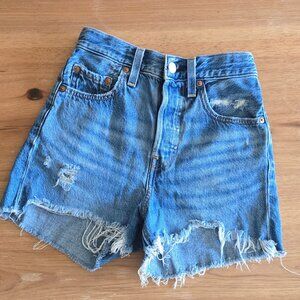 Levi’s Ribcage Denim Shorts | Size 24 | High Rise Button Fly Distressed